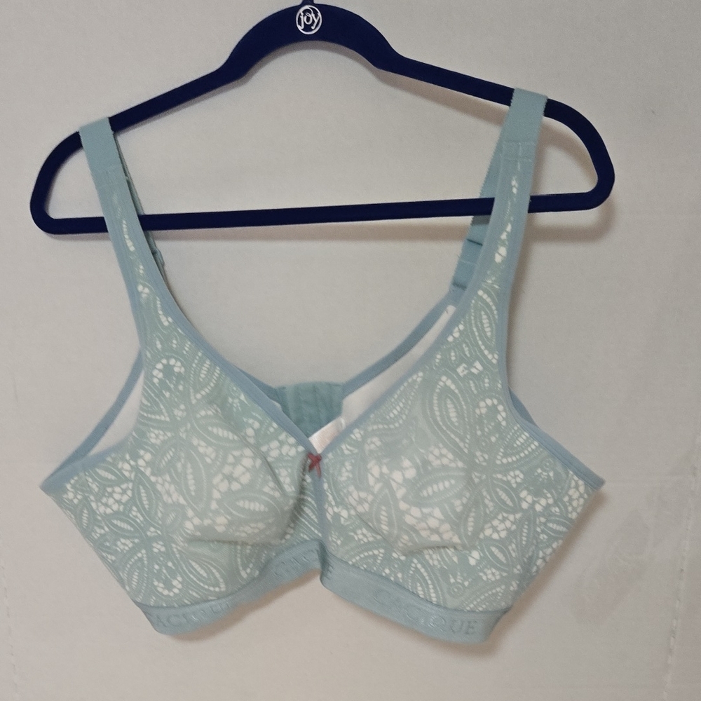 Cacique Light Green Full Coverage Bra